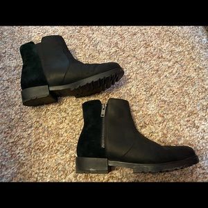 Sorel Emelie II Zip Bootie